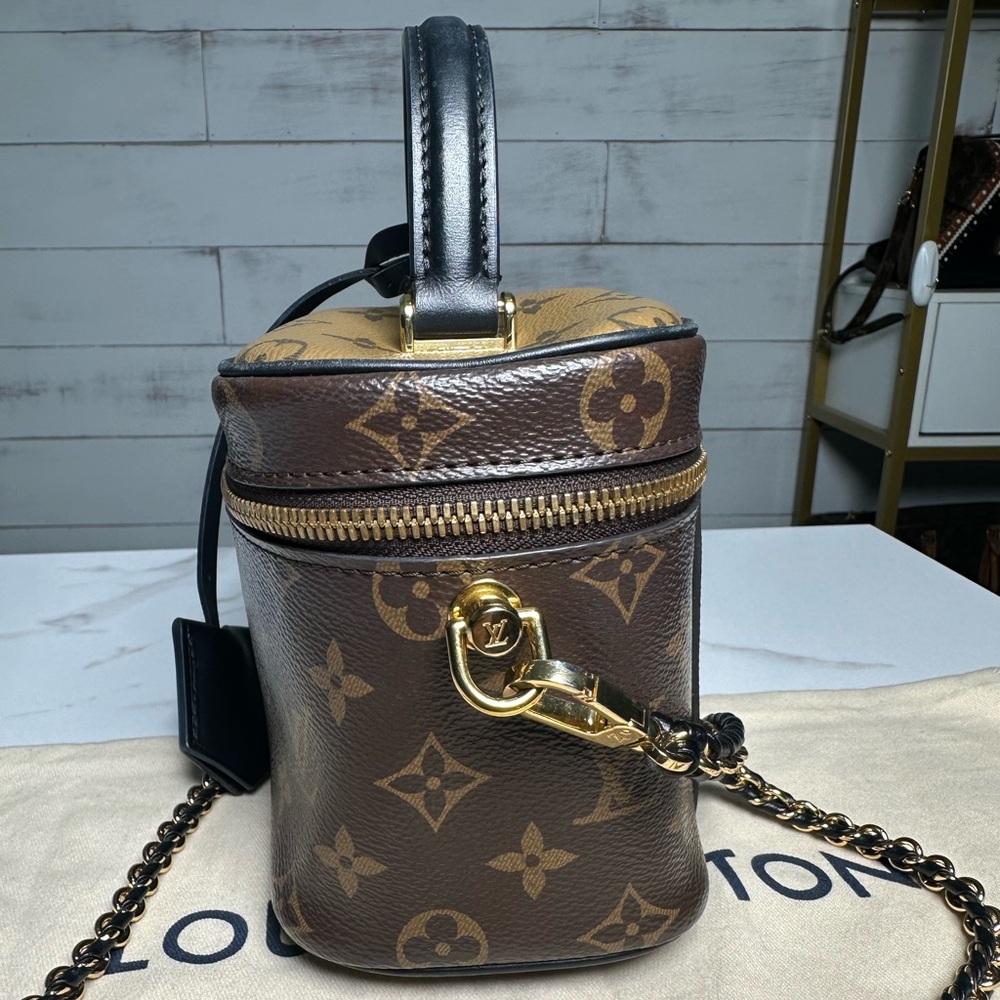 SOLD ❌ Louis Vuitton Reverse Monogram Vanity PM - Picture 4 of 13